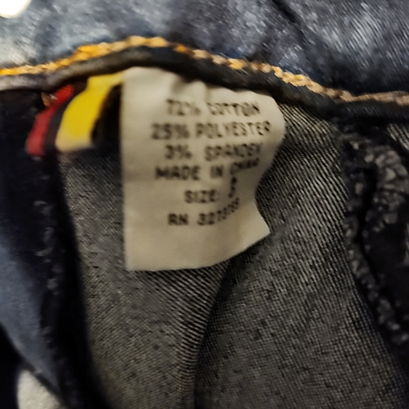 Bella B Skinny stretch jeans size 3 with rhinestone button accents - Picture 7 of 10